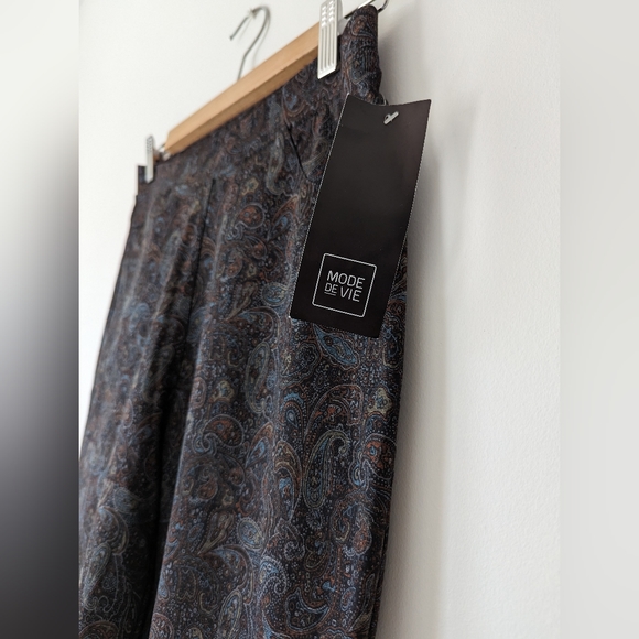 Luxury Canadian Mode De Vie Paisley Pants, Brand New with Tags - Picture 6 of 7